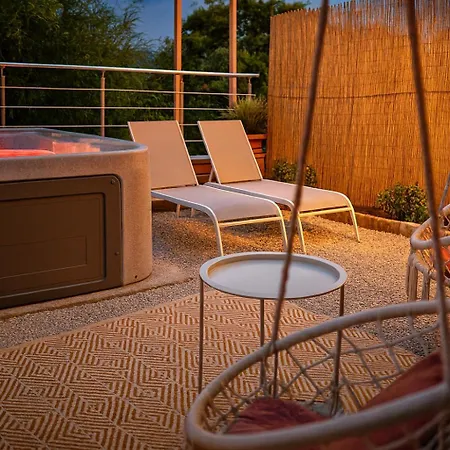 Tatil Evi Maison Maneki Prestige Pour 14 Personnes Avec Et Sauna *